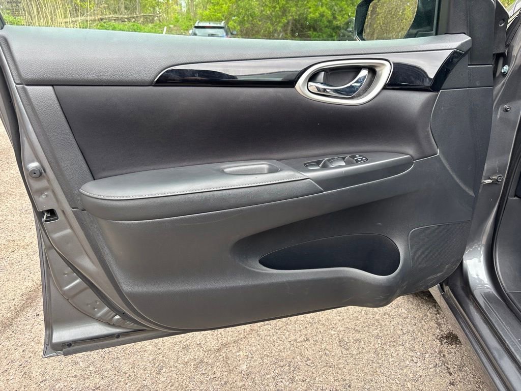Used 2018 Nissan Sentra SV FWD image 15