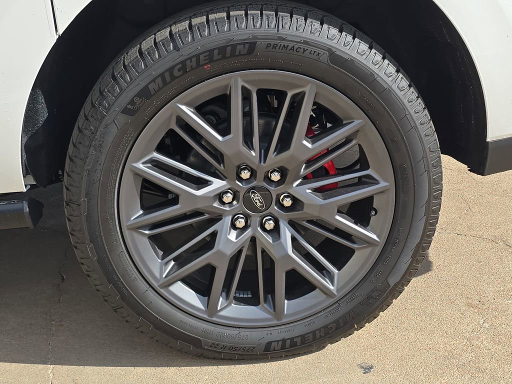 New 2025 Ford Expedition Max Platinum w/ Stealth Performance Package image 32