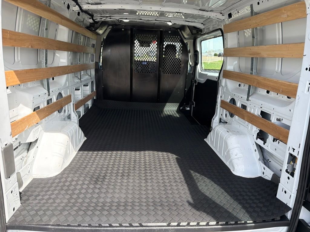 Used 2024 Ford Transit 250 Low Roof w/ Exterior Upgrade Package image 23