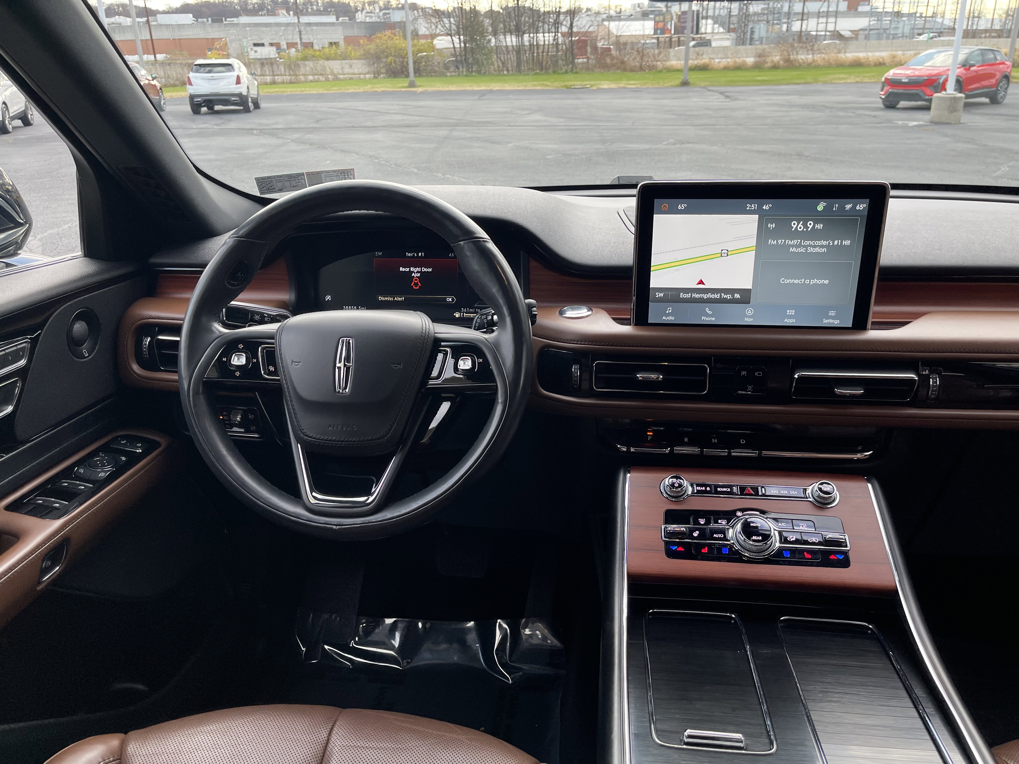 Used 2021 Lincoln Aviator Reserve w/ Equipment Group 201A image 28