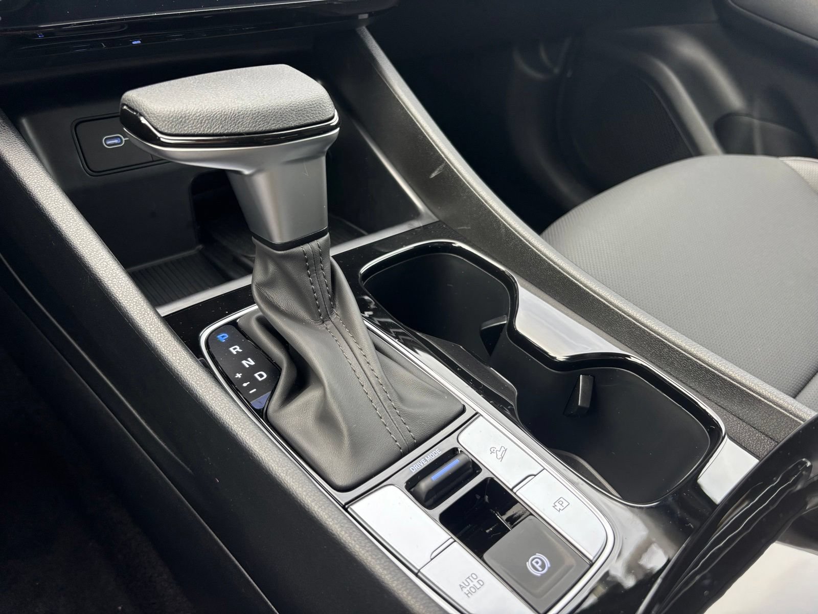 New 2026 Hyundai Santa Cruz SEL FWD image 25