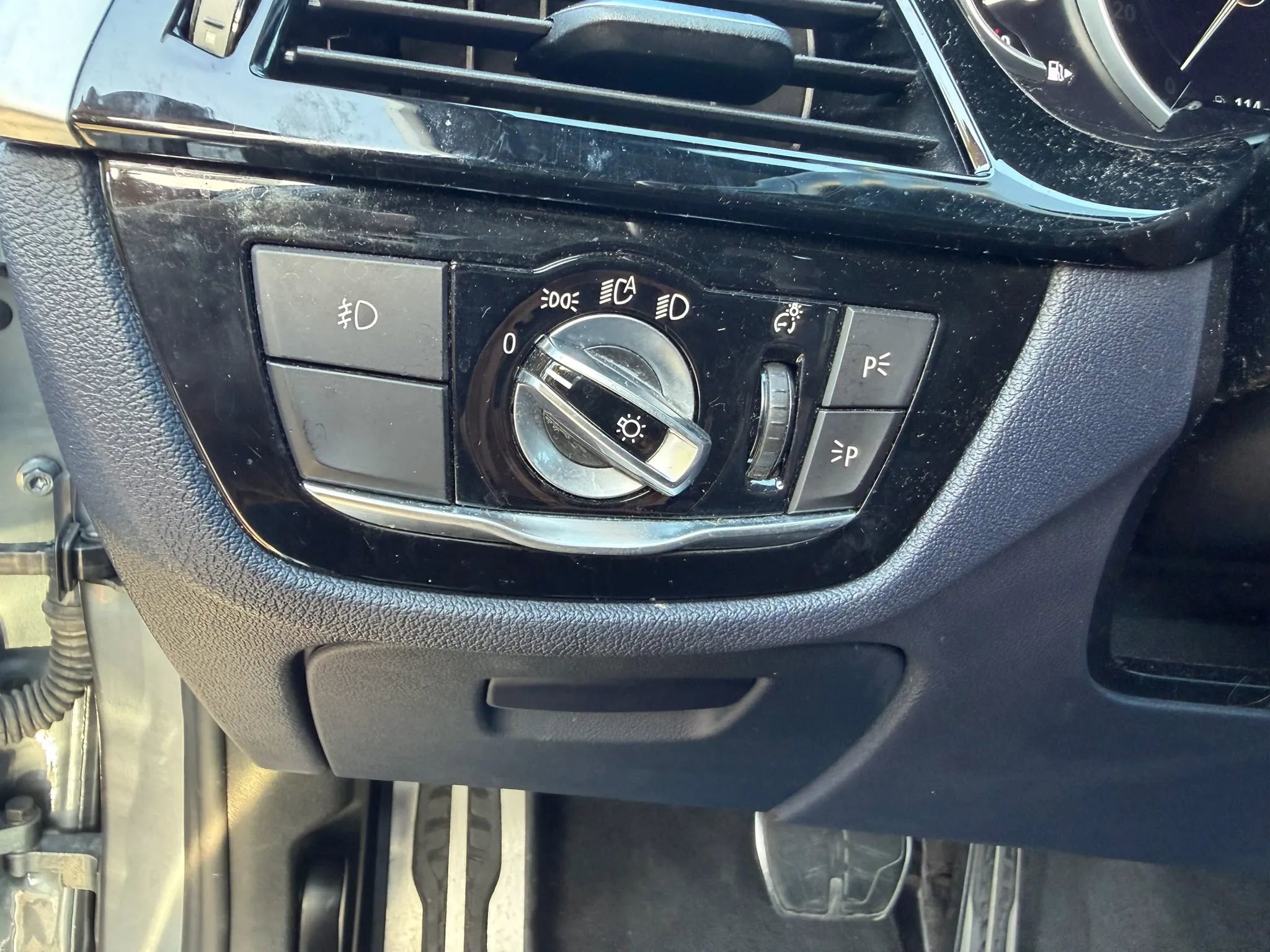 Used 2017 BMW 530i RWD image 19