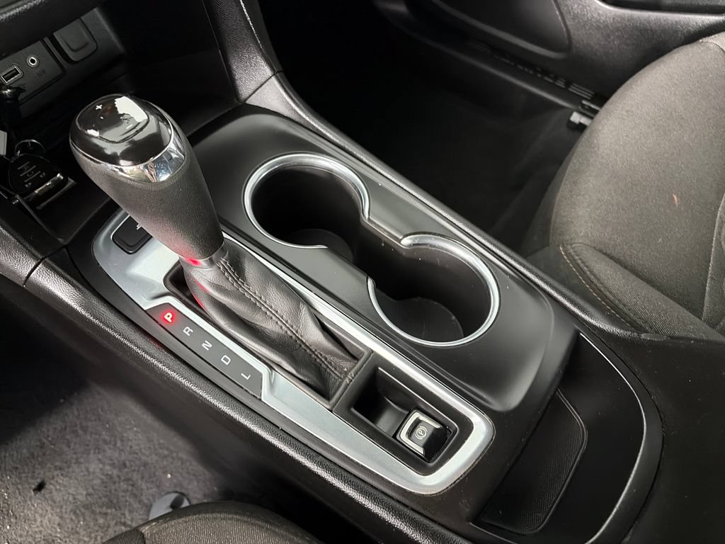 Used 2020 Chevrolet Equinox LT FWD image 22