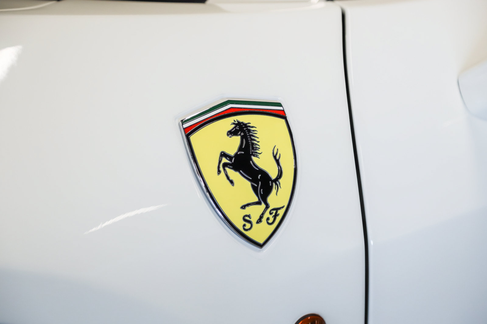 Used 2015 Ferrari 458 Spider RWD image 28
