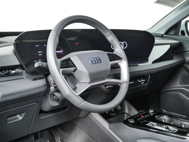 Used 2025 Audi Q6 e-tron Premium w/ Convenience Package RWD image 4