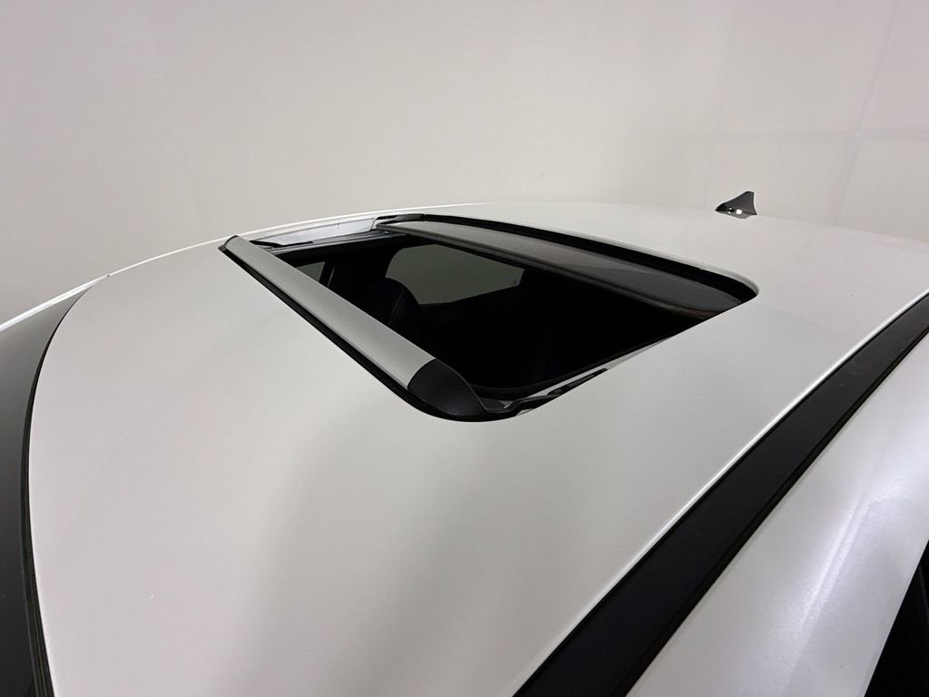 Used 2024 Kia Forte GT-Line w/ GT-Line Premium Package image 14