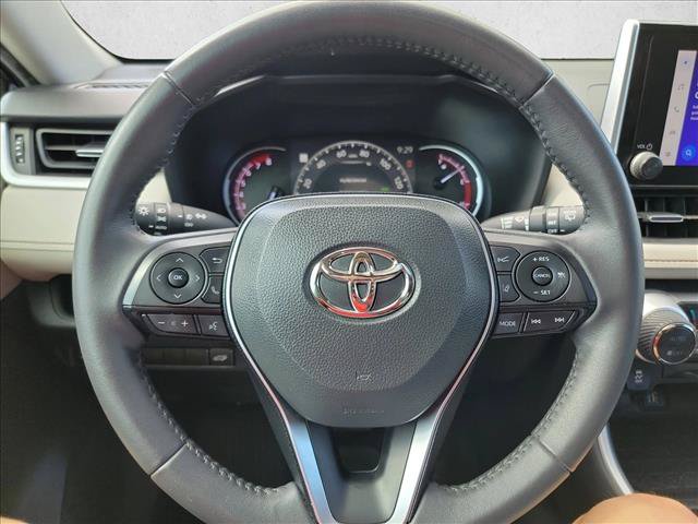 Used 2023 Toyota RAV4 XLE Premium FWD image 20