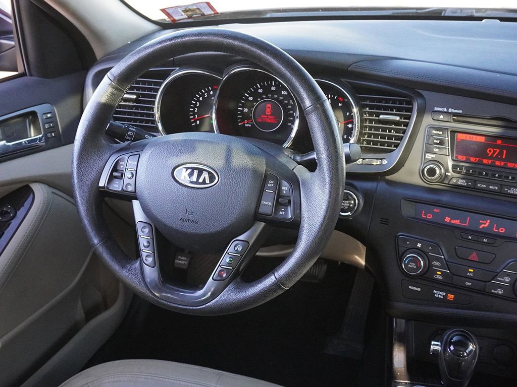 Used 2011 Kia Optima EX w/ Premium Pkg FWD image 28