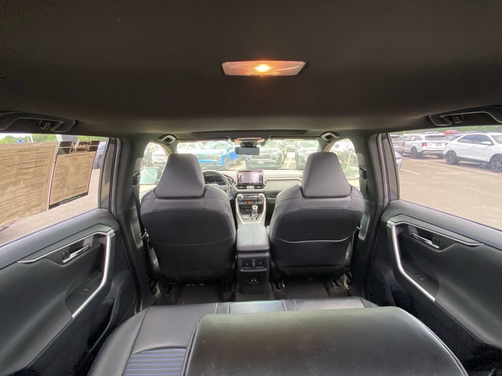 Used 2019 Toyota RAV4 XSE AWD/4WD image 22