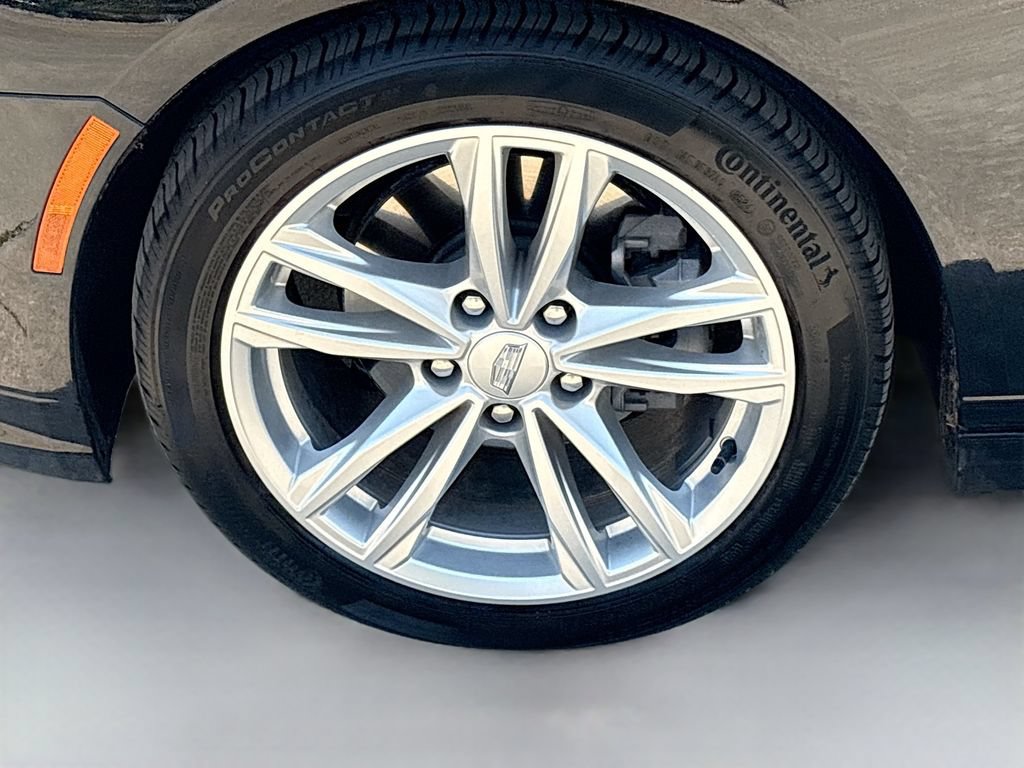 Used 2025 Cadillac CT4 Luxury w/ Sun And Sound Package RWD image 33