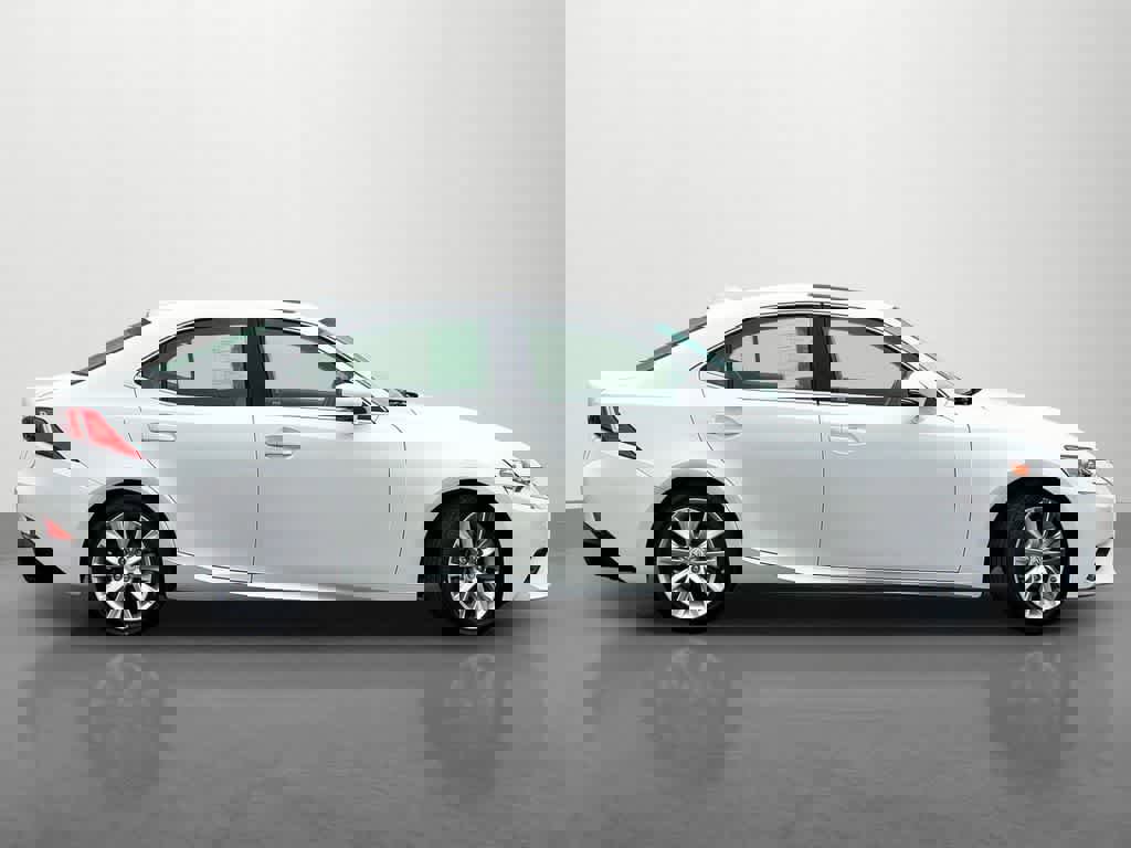 Used 2015 Lexus IS 250 image 7