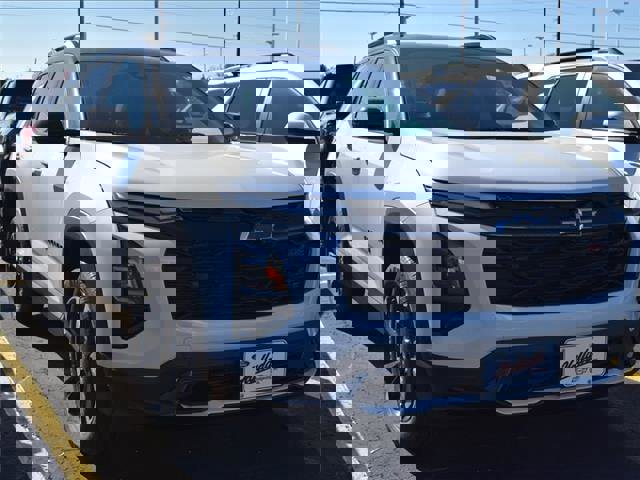New 2026 Chevrolet Equinox RS w/ Convenience Package III image 2