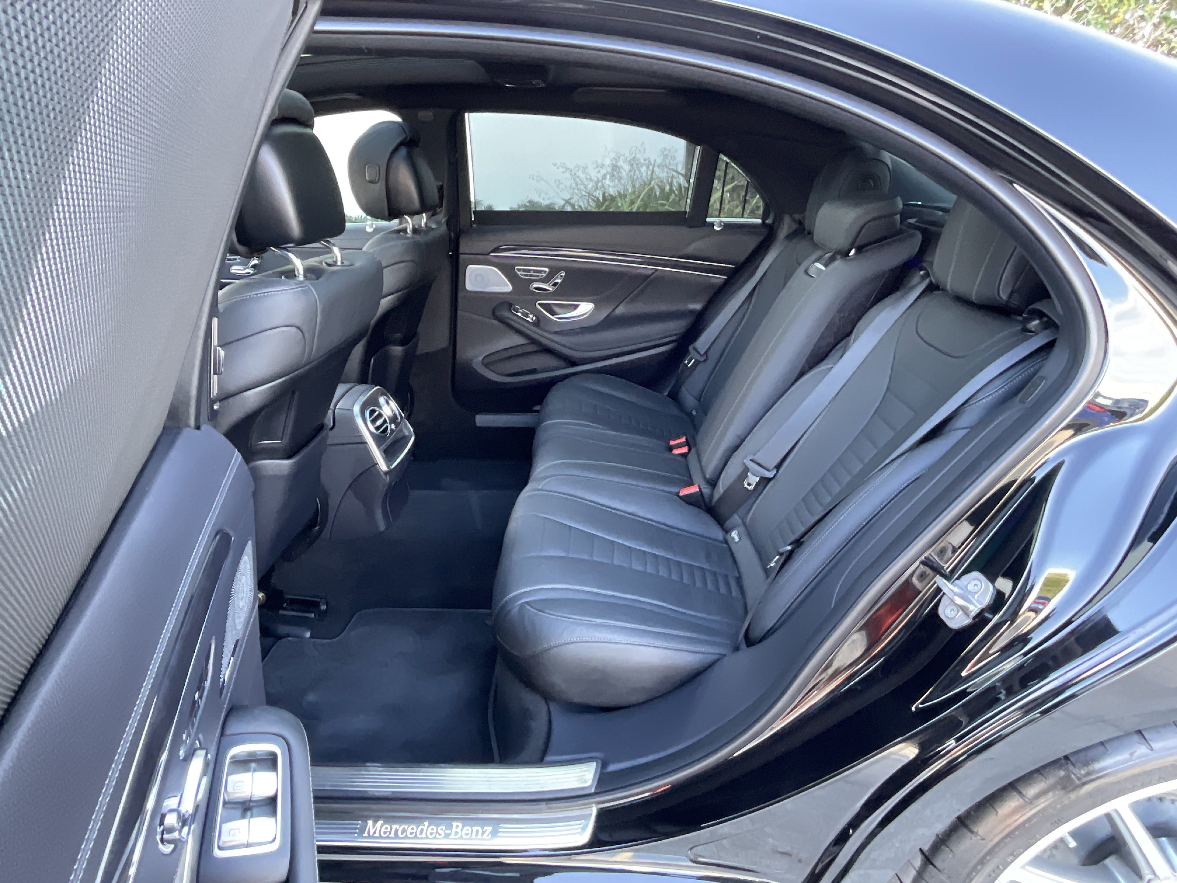 Used 2020 Mercedes-Benz S 560 Sedan image 26