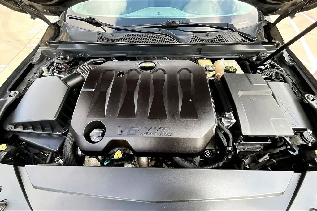 Used 2018 Chevrolet Impala LT image 11