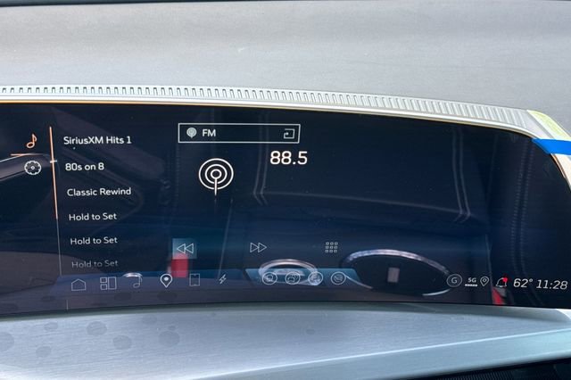 New 2026 Cadillac Vistiq Sport w/ LPO, Floor Liner Package image 15