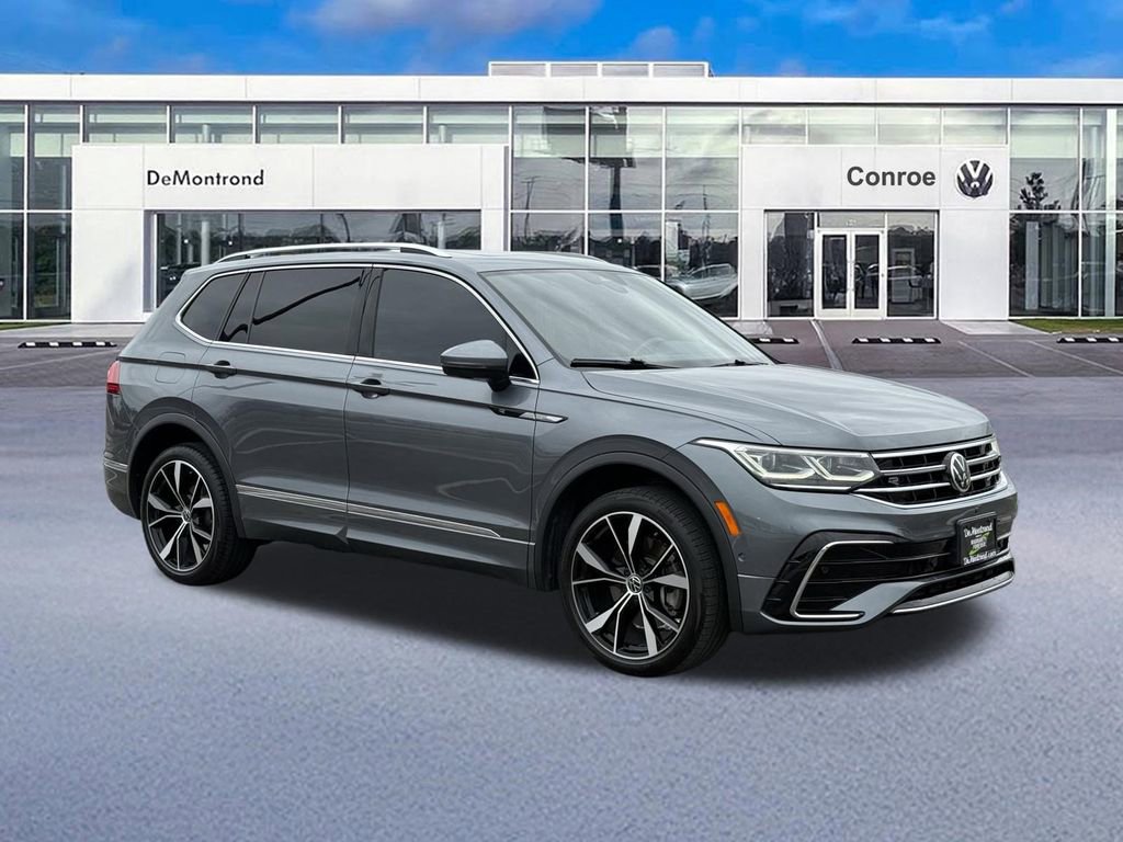 Used 2022 Volkswagen Tiguan SEL R-Line AWD/4WD image 3