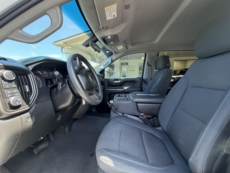 Used 2019 Chevrolet Silverado 1500 Custom Trail Boss w/ Custom Convenience Package AWD/4WD image 12