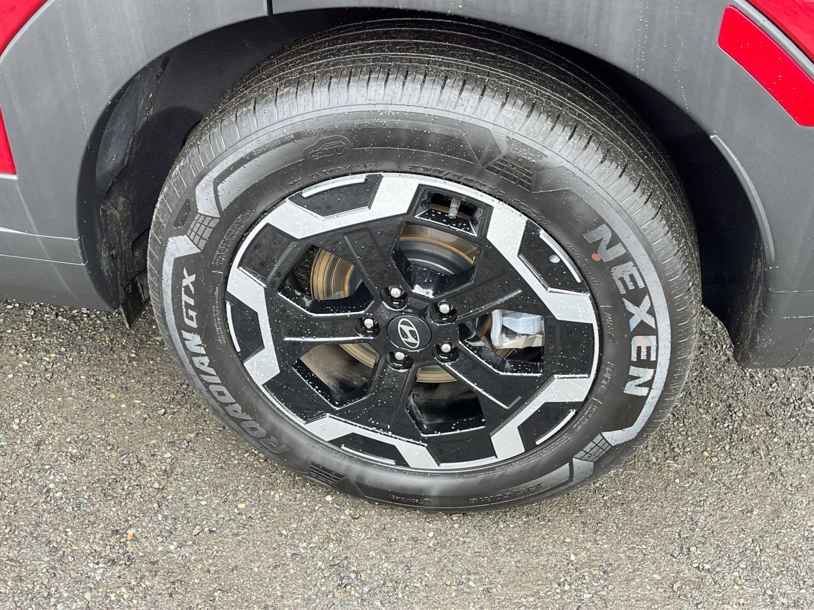 Used 2025 Hyundai Santa Fe SEL image 32