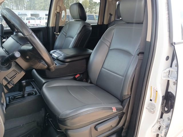 Used 2019 RAM 5500 Tradesman AWD/4WD image 32