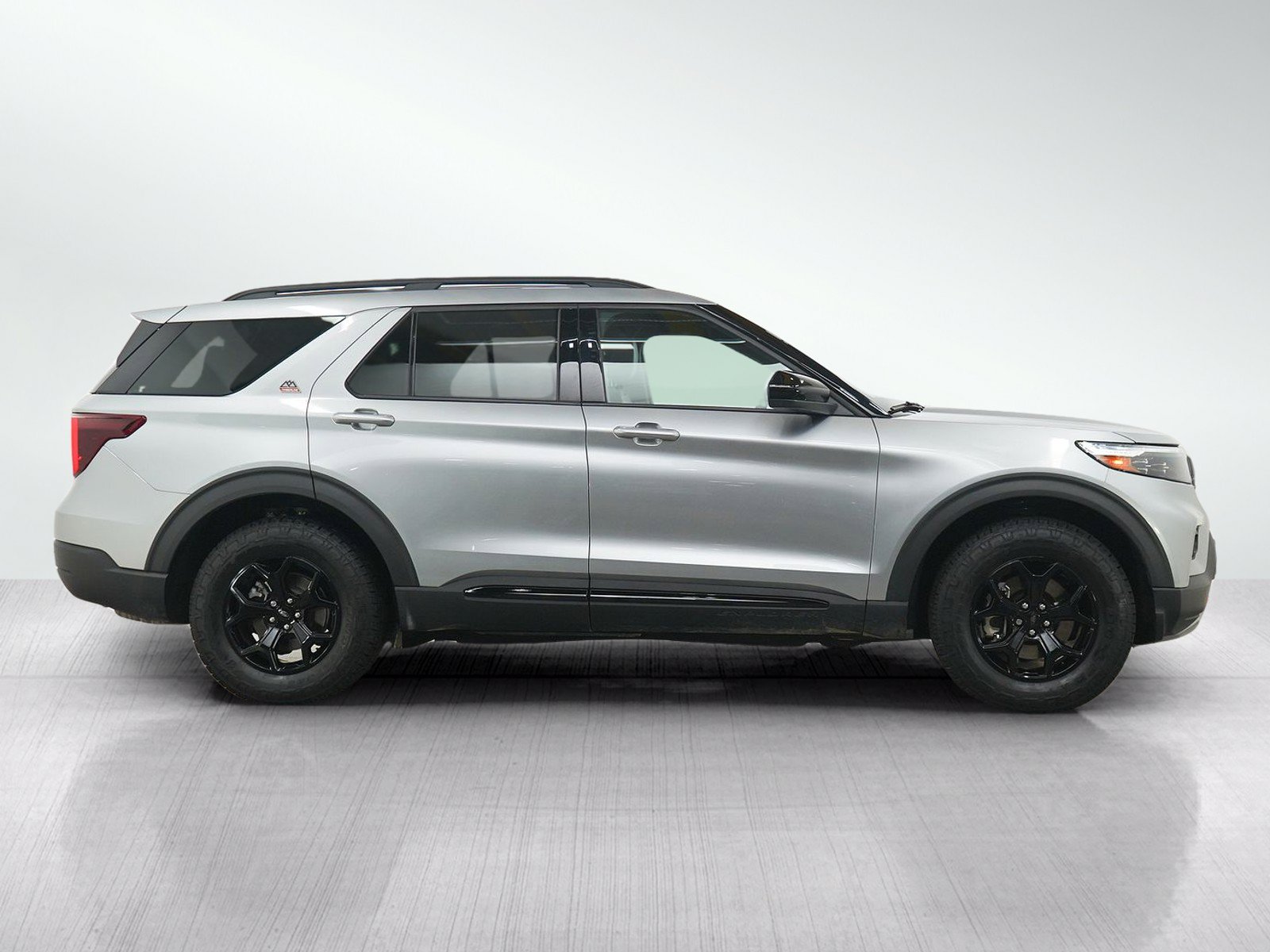 Used 2024 Ford Explorer Timberline w/ Timberline Technology Package AWD/4WD image 6
