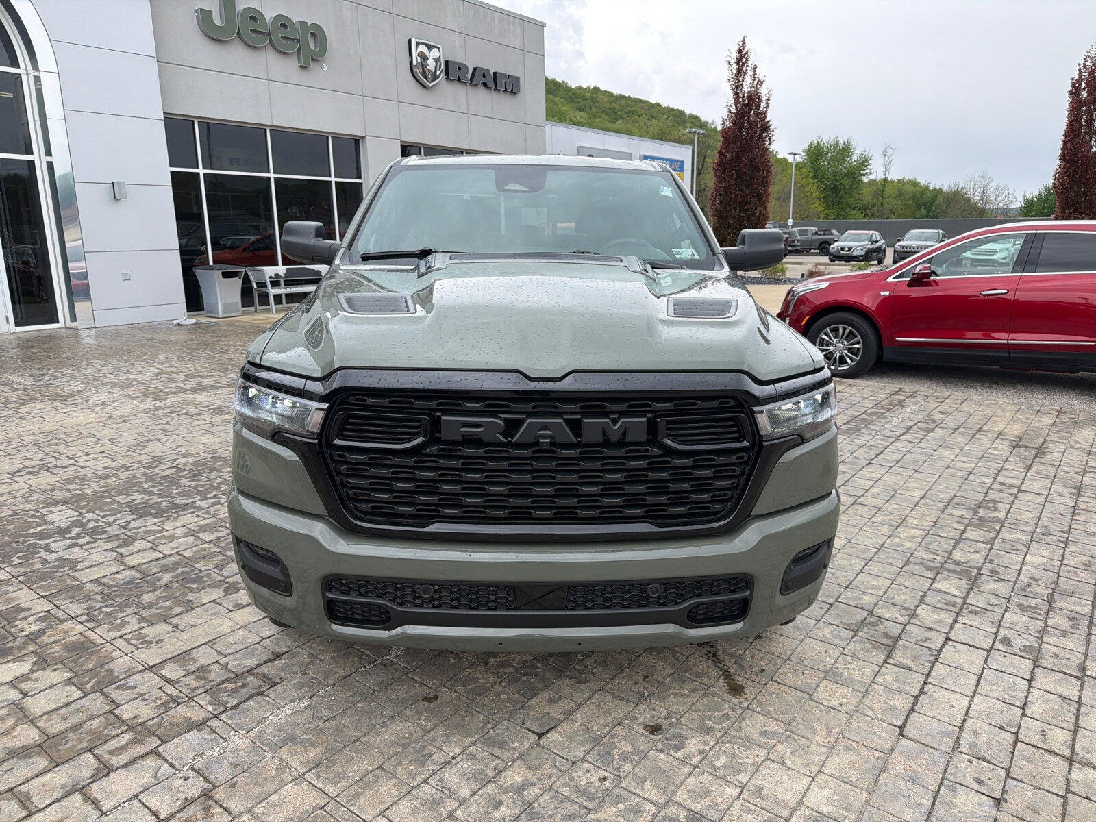 New 2026 RAM 1500 Express AWD/4WD image 3