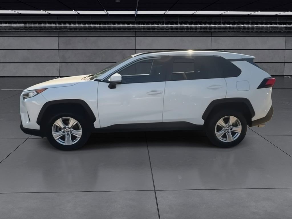 Used 2021 Toyota RAV4 XLE image 5