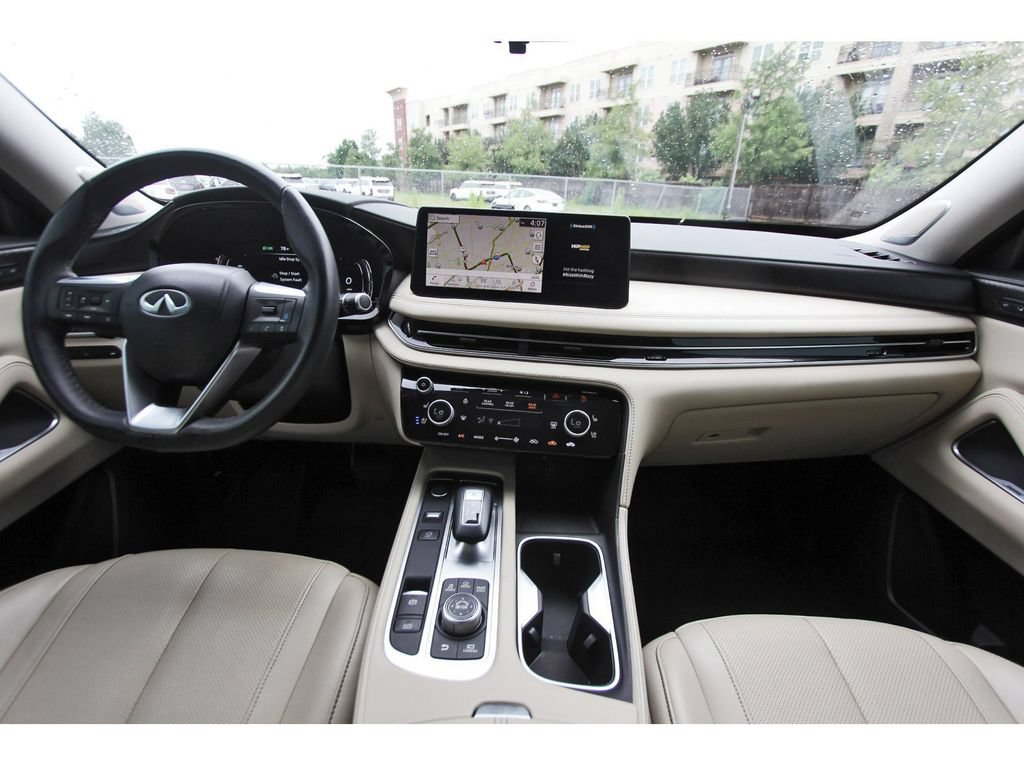 Used 2023 INFINITI QX60 Sensory w/ Vision Package AWD/4WD image 10