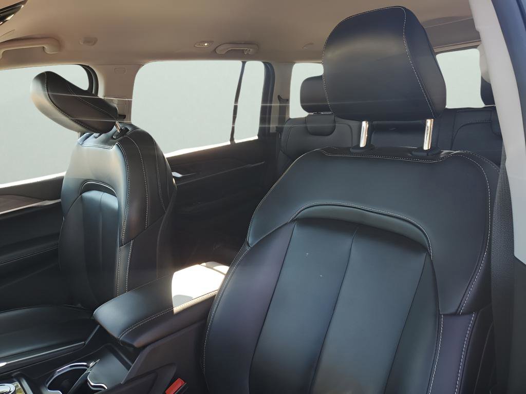 Used 2024 Jeep Grand Cherokee Limited image 29