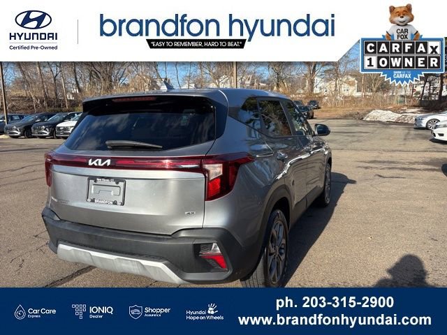 Used 2024 Kia Seltos LX AWD/4WD image 6