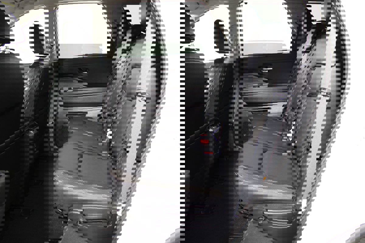 Used 2023 Nissan Pathfinder SL image 28