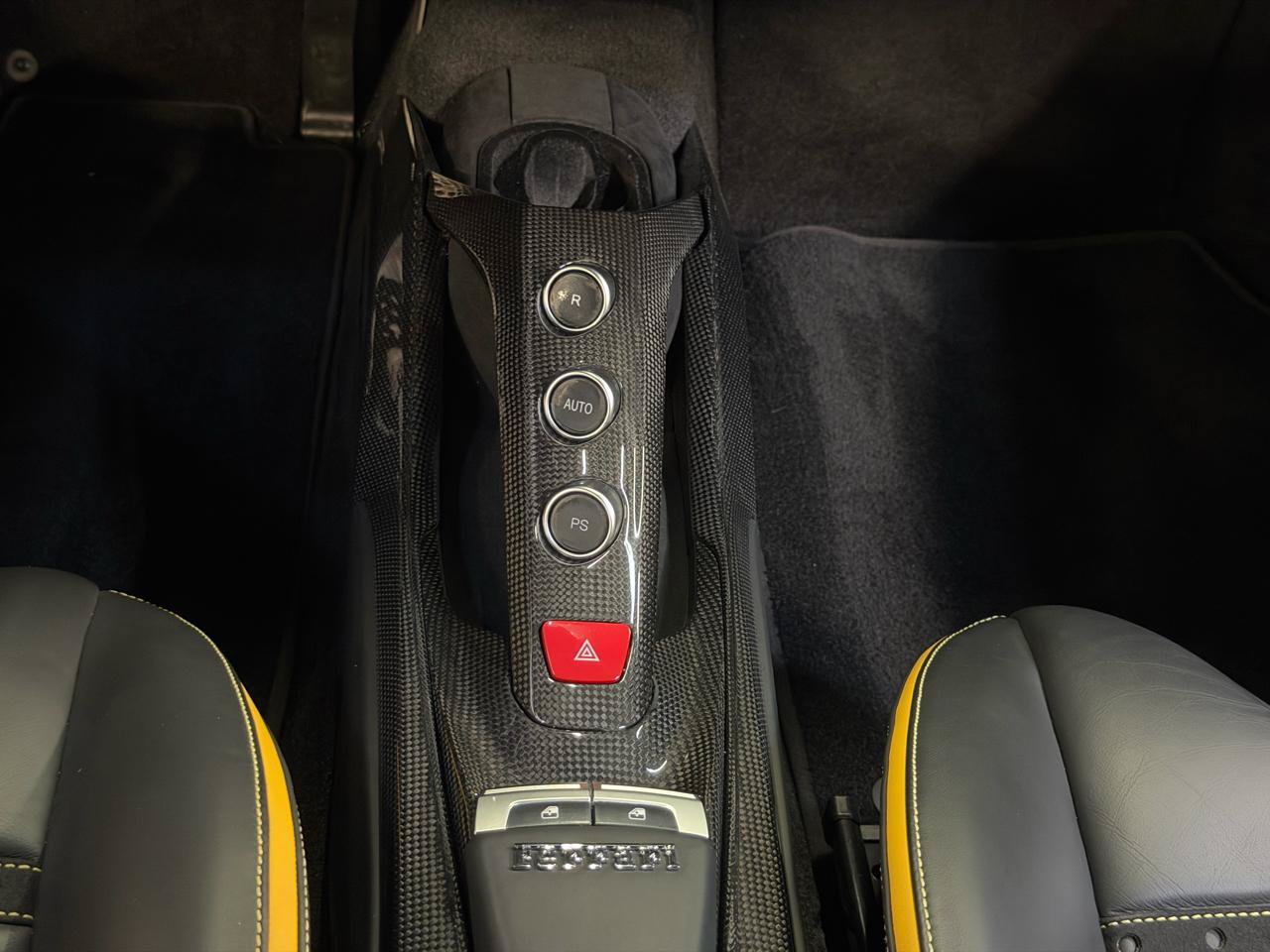 Used 2018 Ferrari 488 GTB RWD image 30