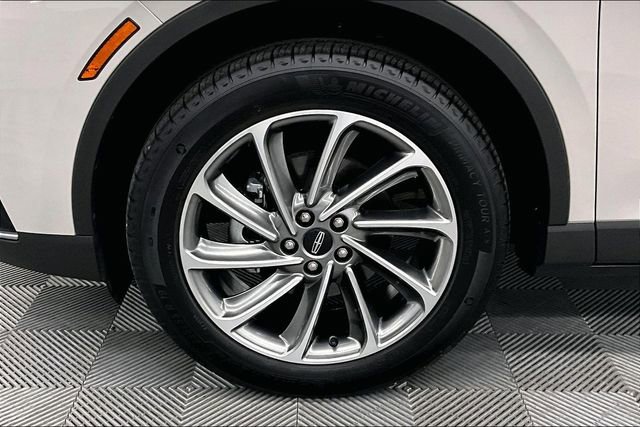Used 2024 Lincoln Corsair AWD w/ Equipment Group 101A image 10