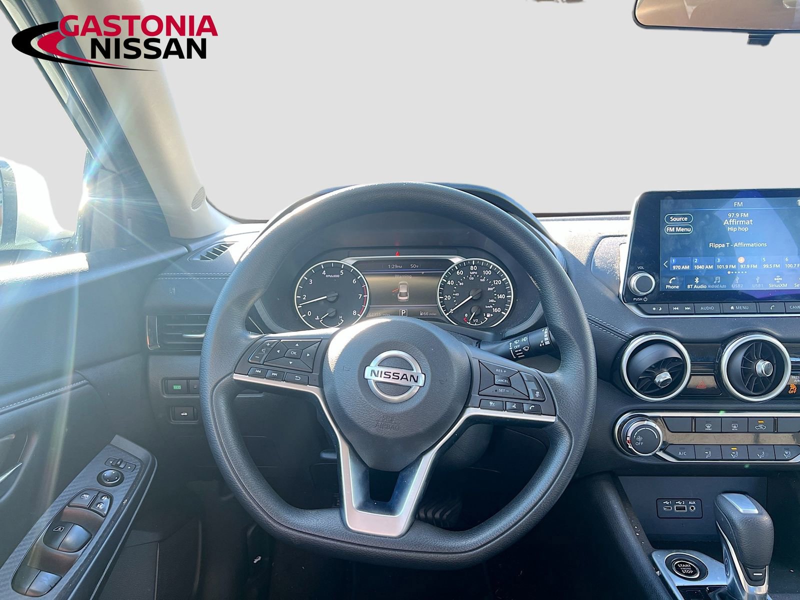 Used 2023 Nissan Sentra SV image 27