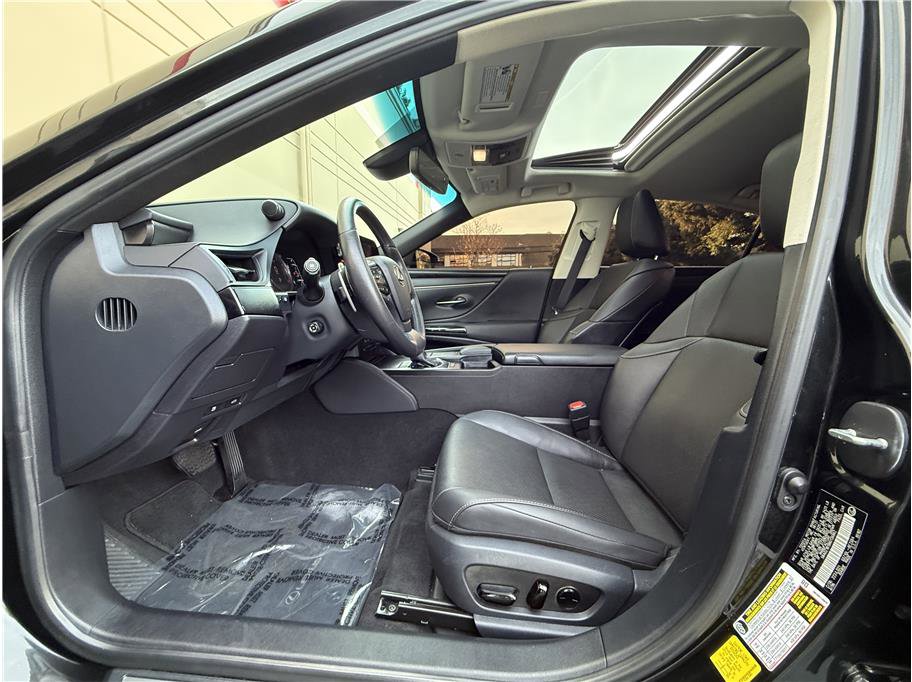 Used 2022 Lexus ES 350 ES 350 Sedan 4D image 8