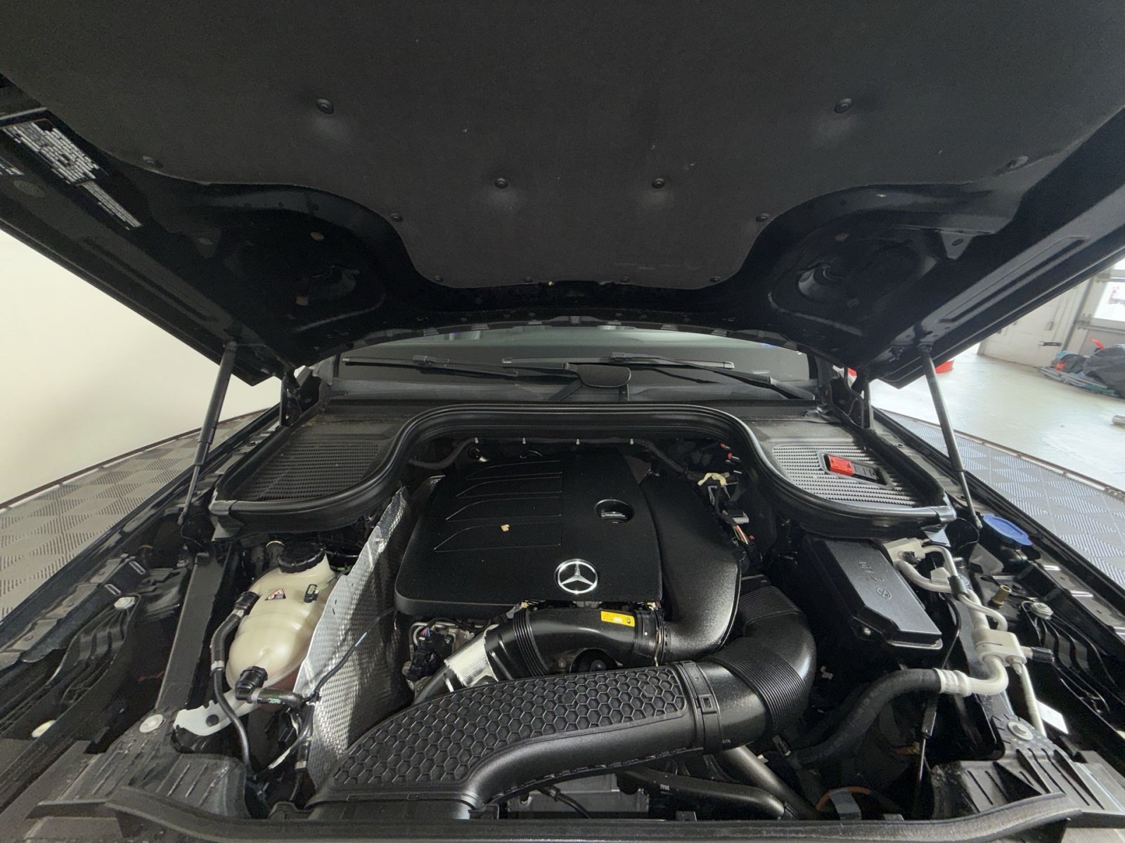 Used 2022 Mercedes-Benz GLE 350 4MATIC image 28