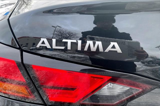 Used 2024 Nissan Altima 2.5 SV image 31