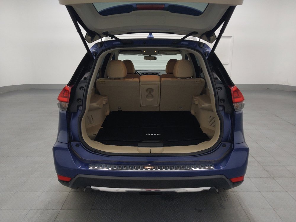 Used 2018 Nissan Rogue SV FWD image 29