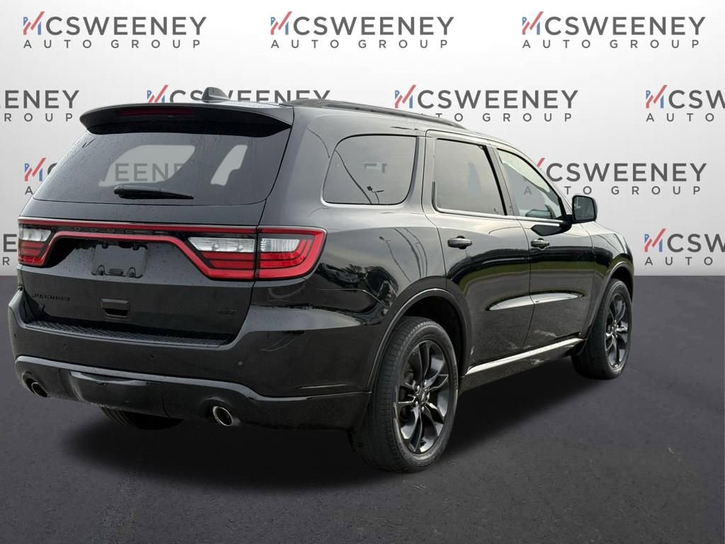 Used 2023 Dodge Durango GT AWD/4WD image 3