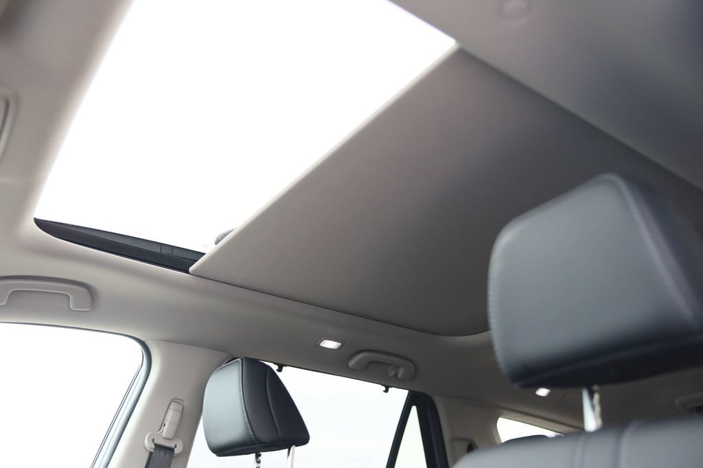 New 2026 Honda Pilot Touring image 27