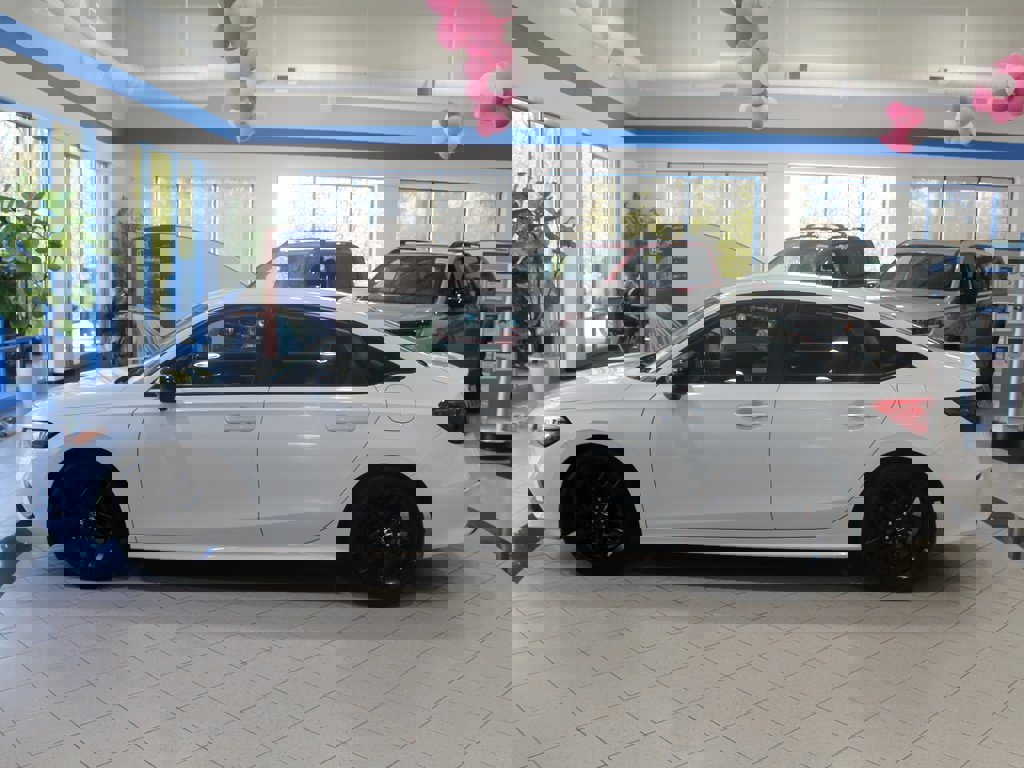 Used 2023 Honda Civic Sport image 8