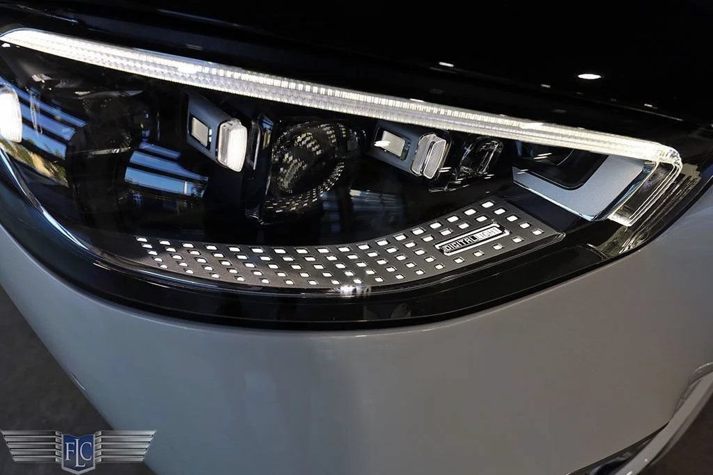 Used 2021 Mercedes-Benz Maybach S 580 4MATIC image 11