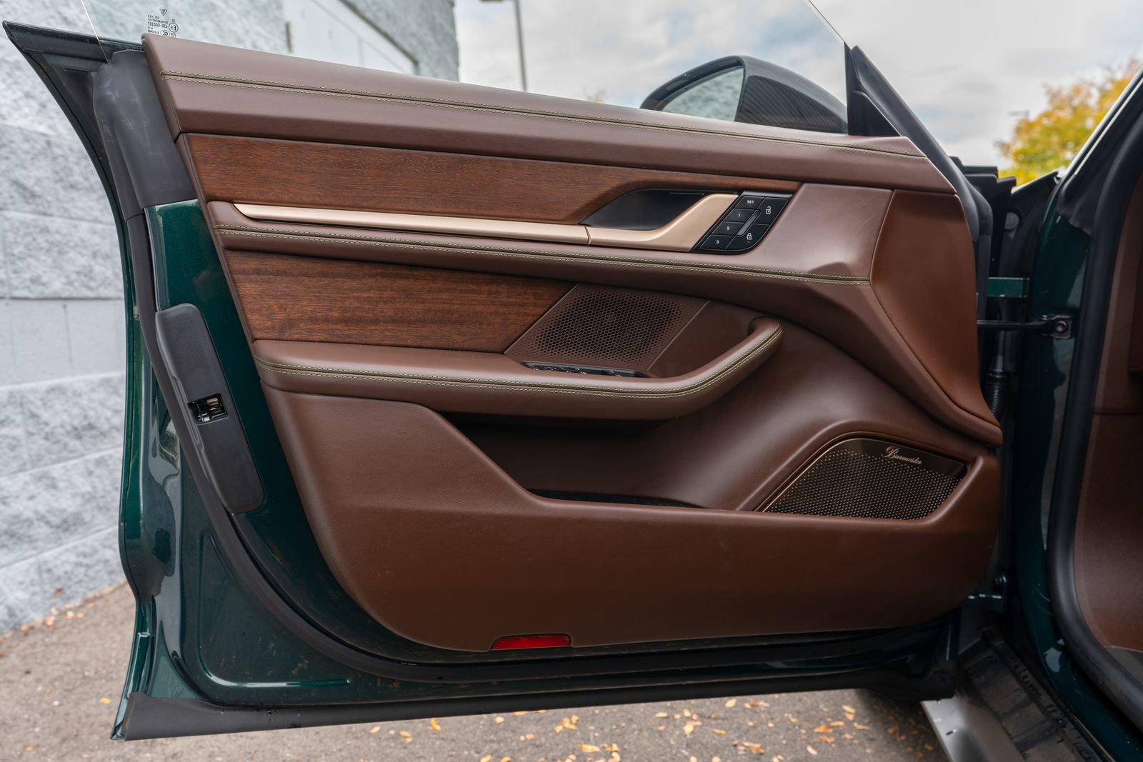 Used 2024 Porsche Taycan GTS image 22