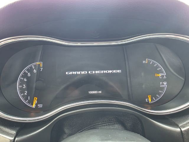 Used 2018 Jeep Grand Cherokee Laredo AWD/4WD image 24