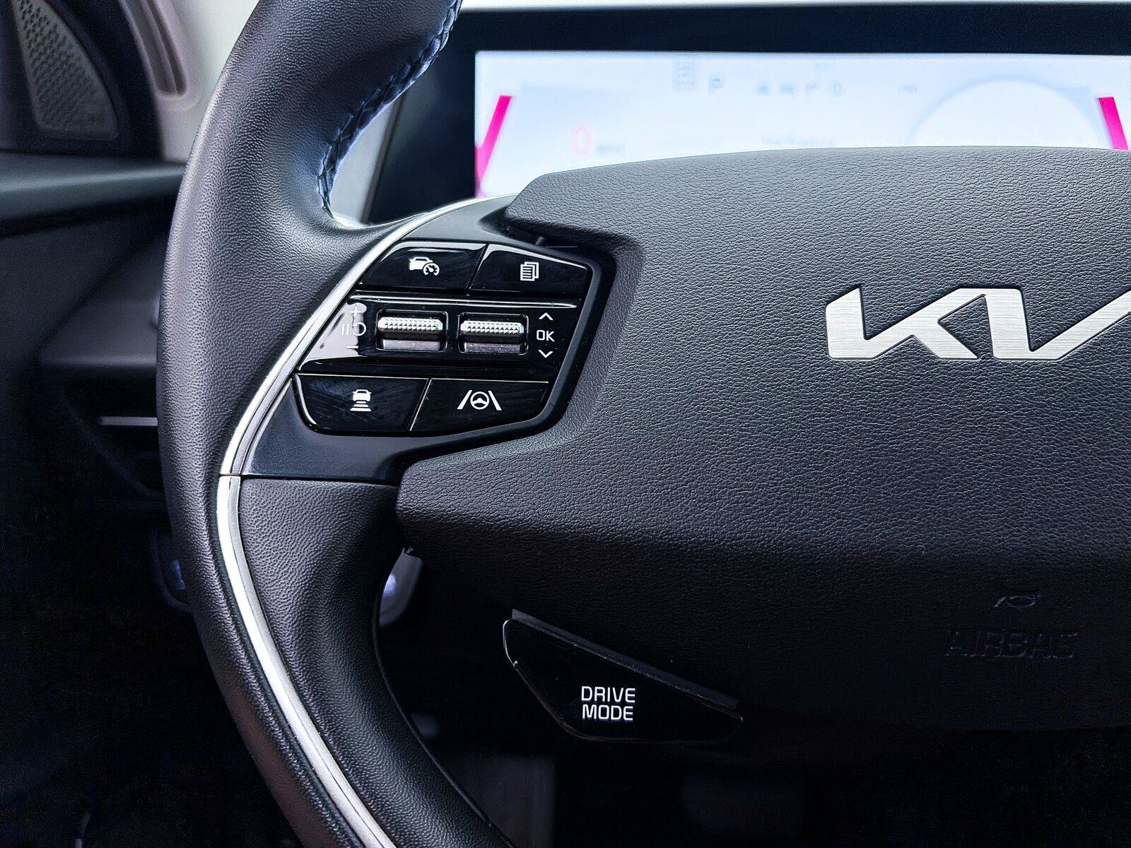 Used 2023 Kia EV6 Wind w/ Wind Technology Package RWD image 31