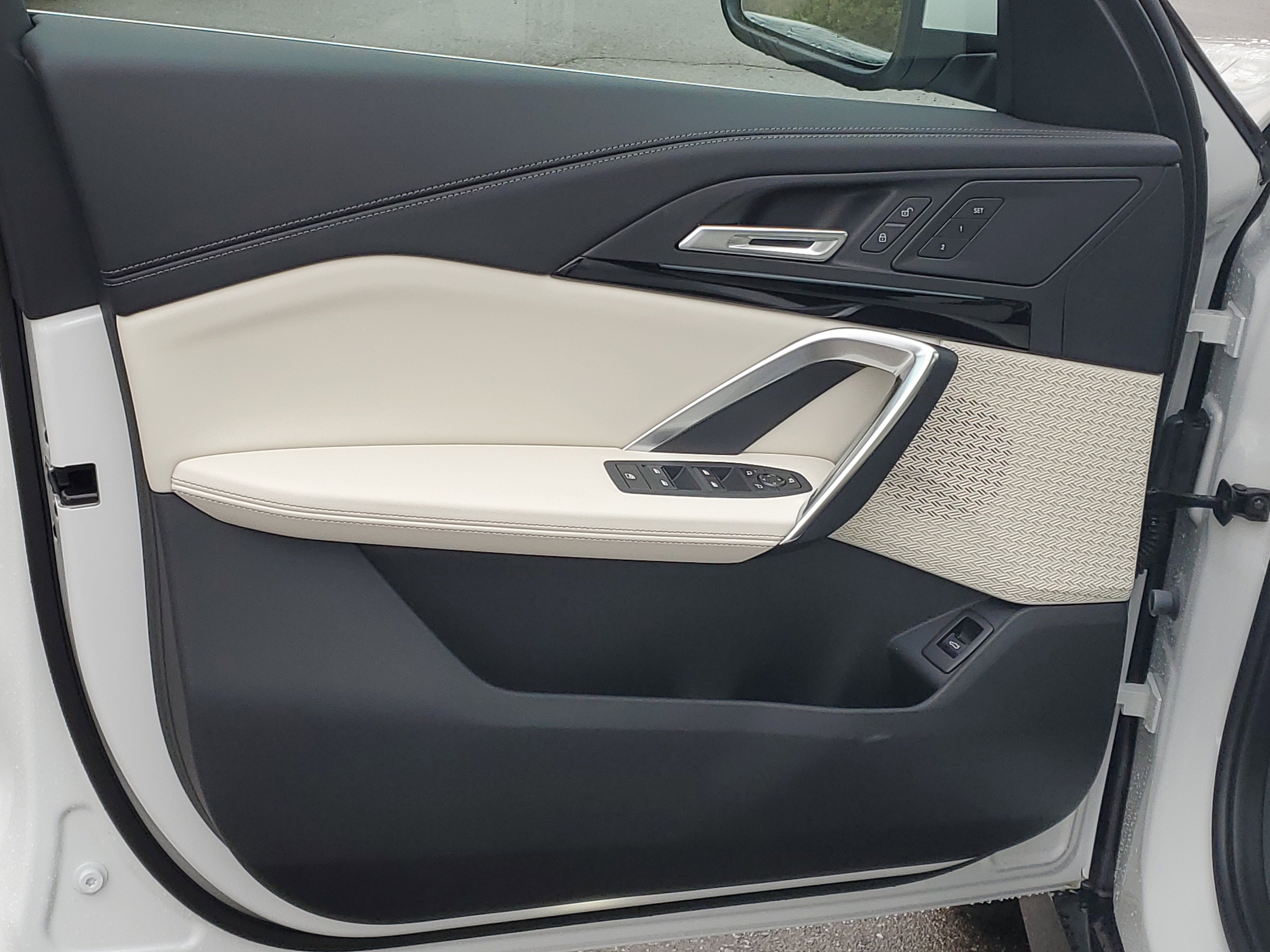 New 2026 BMW X1 xDrive28i w/ Technology Package image 5