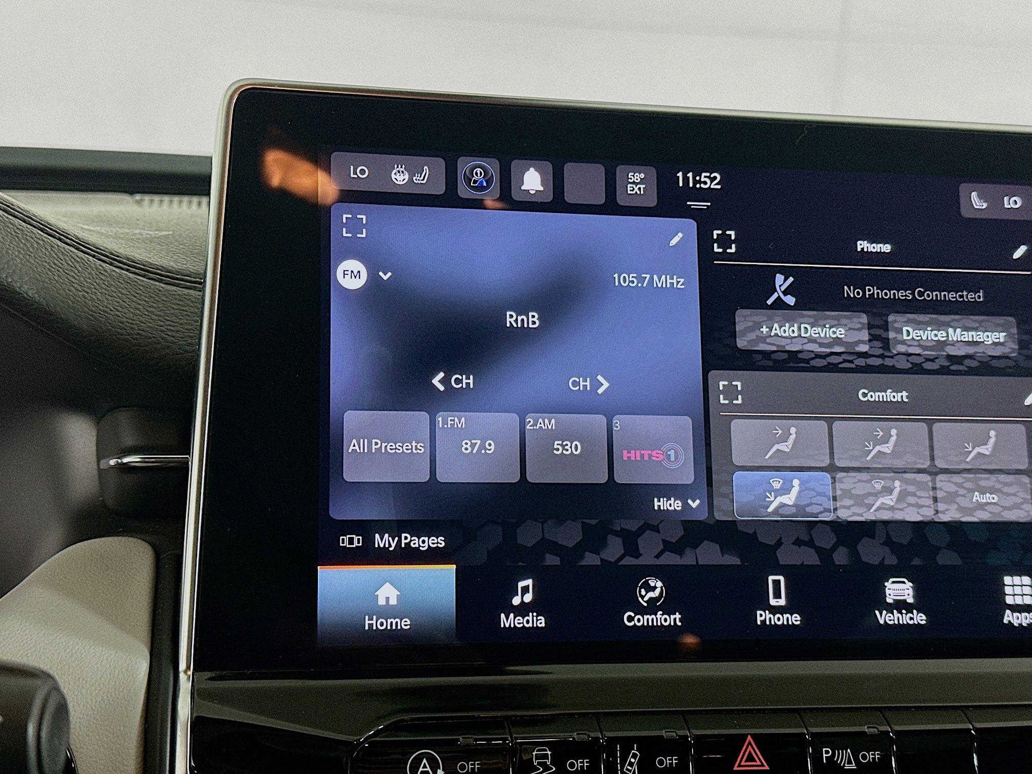 Used 2023 Jeep Compass Limited image 21