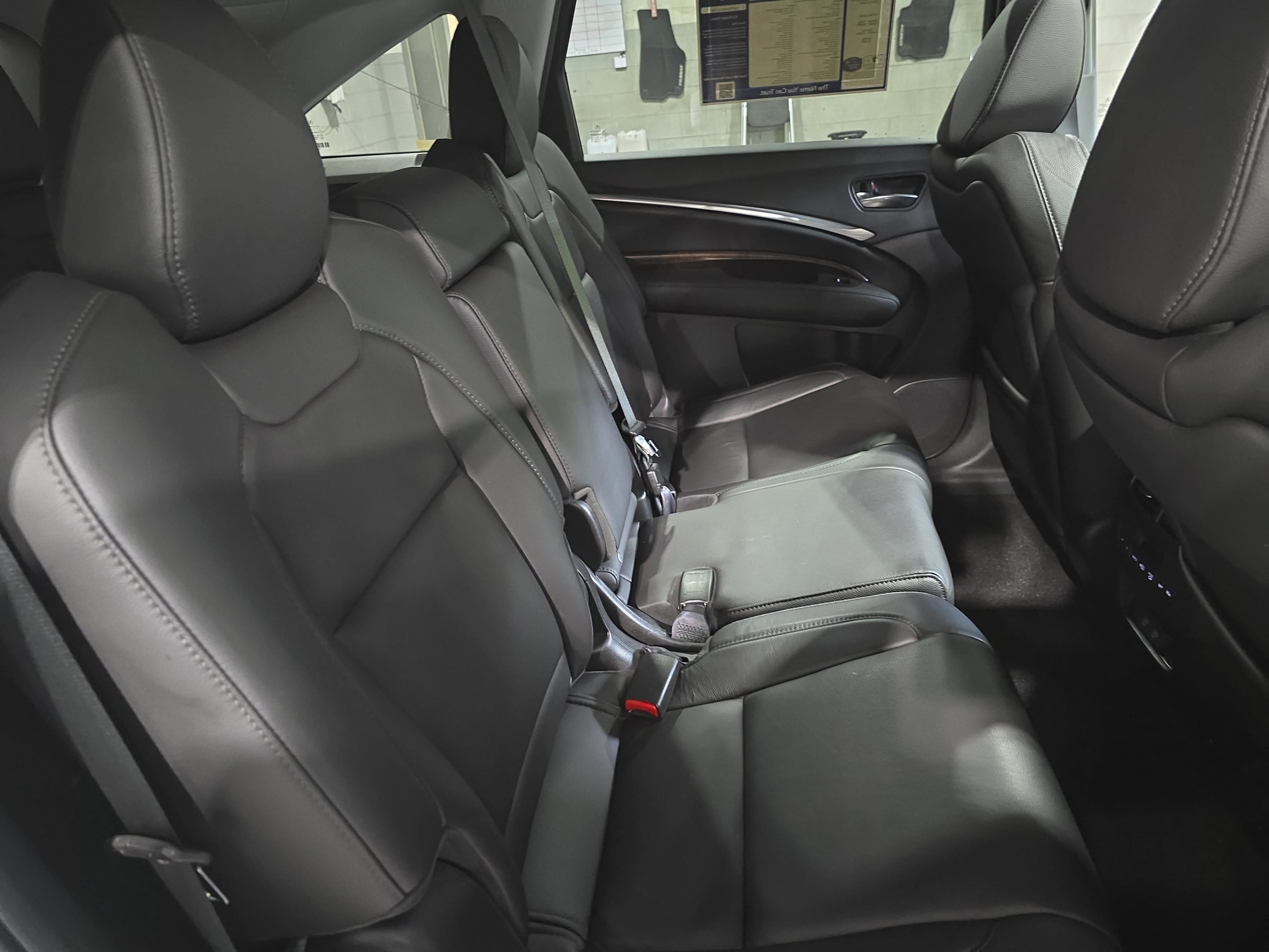 Used 2020 Acura MDX FWD image 8