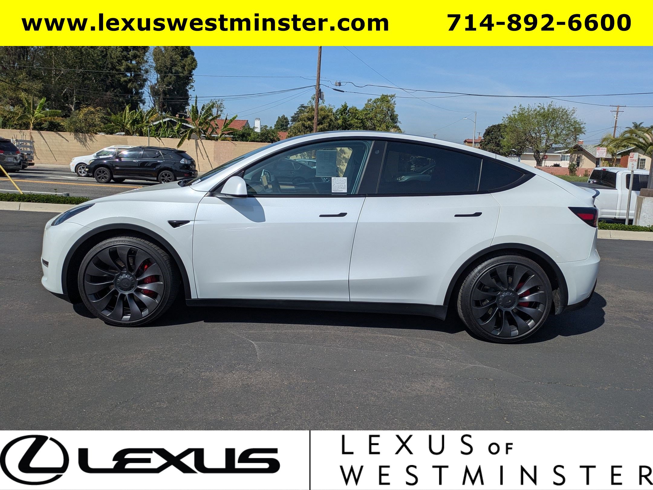 Used 2023 Tesla Model Y Performance image 12