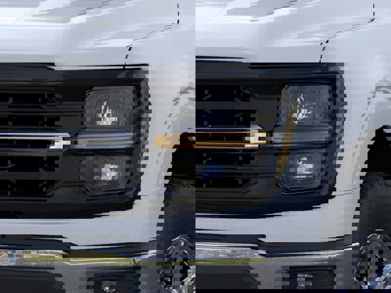 New 2025 Ford F150 XLT w/ Equipment Group 302A MID image 40