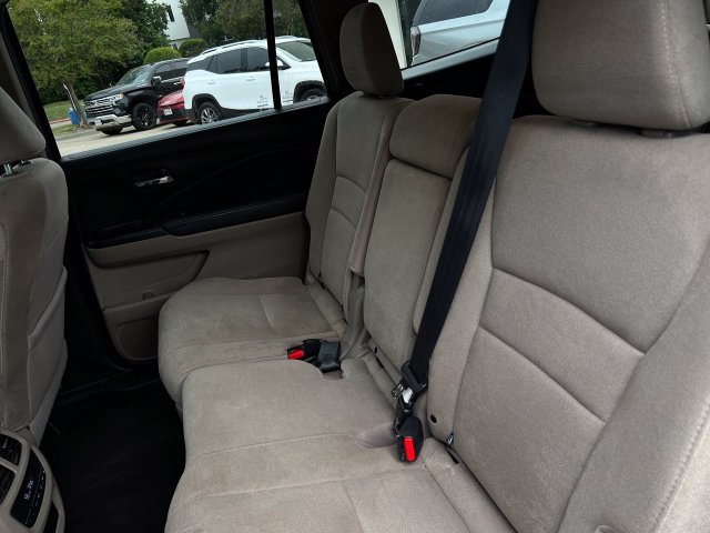 Used 2021 Honda Pilot EX image 22
